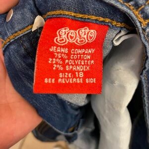 GOGO Denim Ankle Jeans with Red Logo